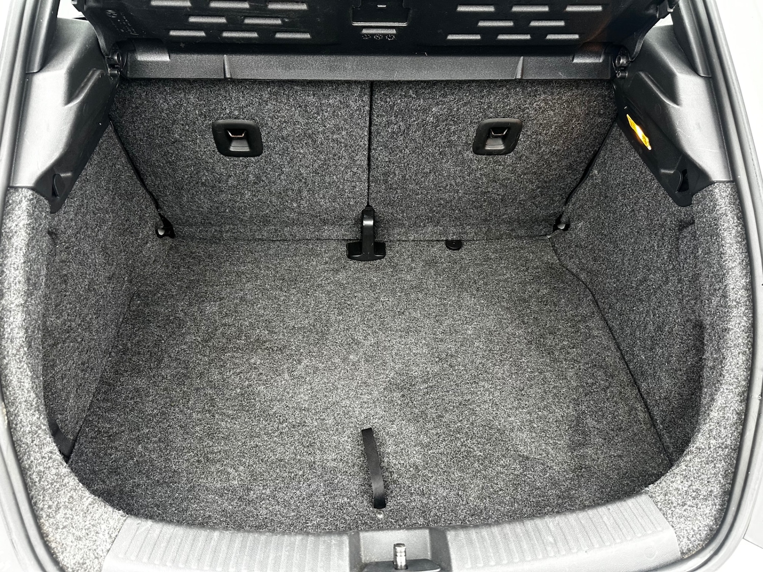 Used Volkswagen Beetle 2012 for sale - 76293317: Photo 15