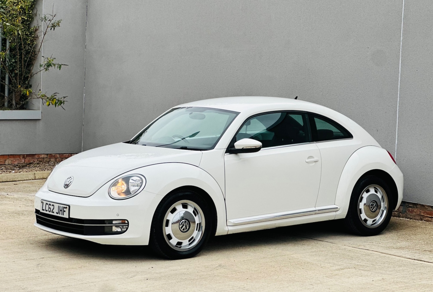 Used Volkswagen Beetle 2012 for sale - 76293317: Photo 69