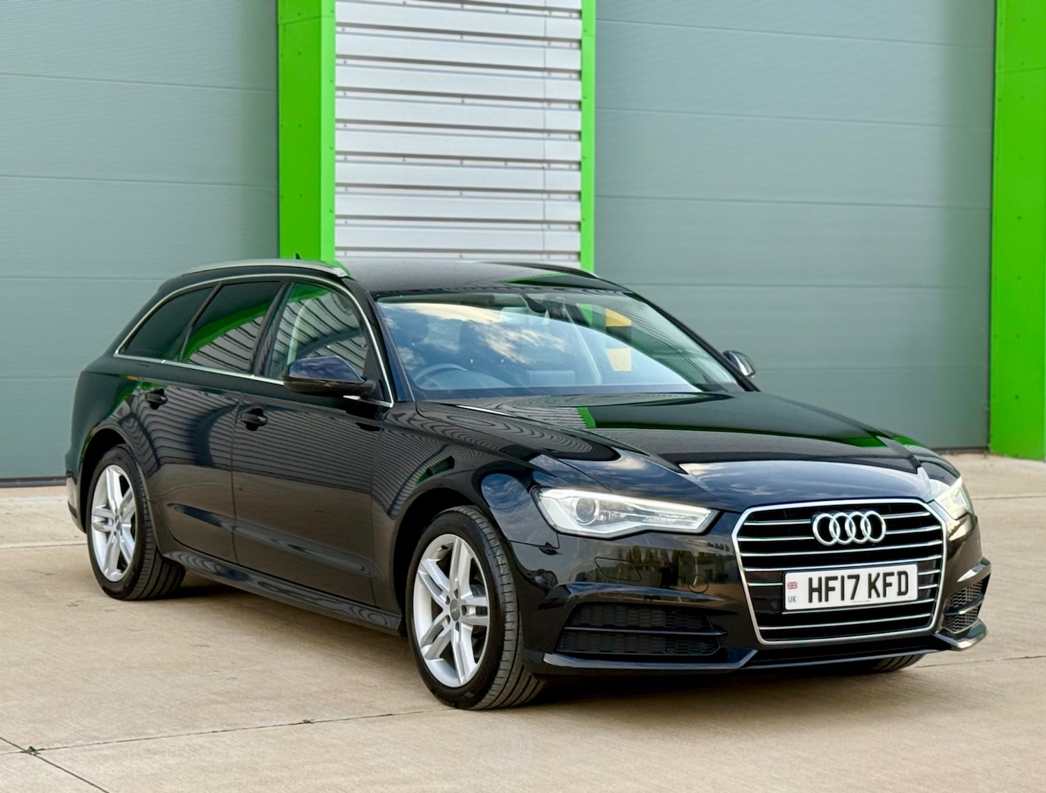 Used Audi A6 2017 for sale - 76143611: Photo 2