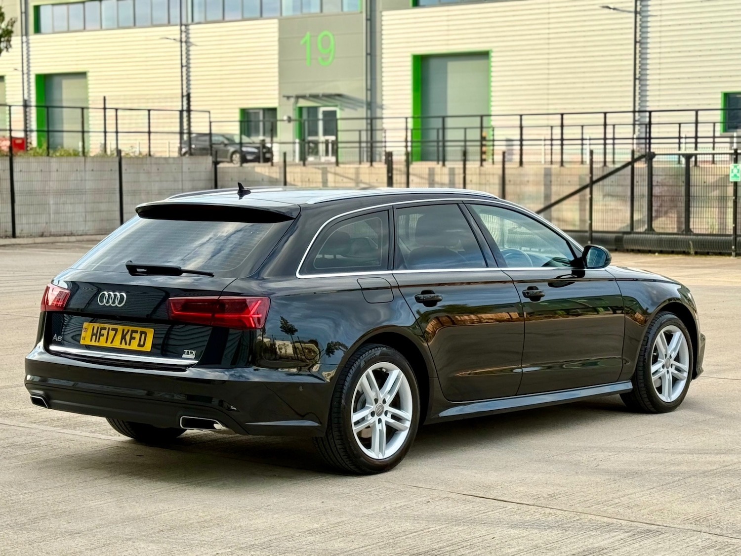 Used Audi A6 2017 for sale - 76143611: Photo 32