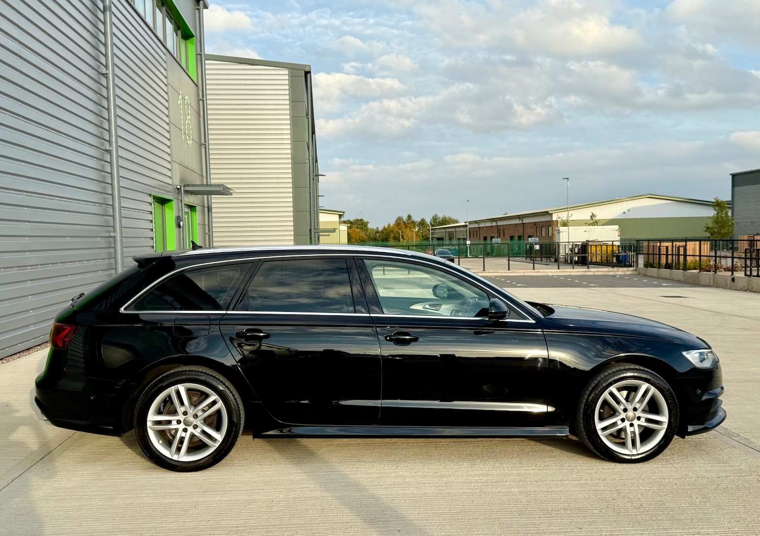 Used Audi A6 2017 for sale - 76143611: Photo 81
