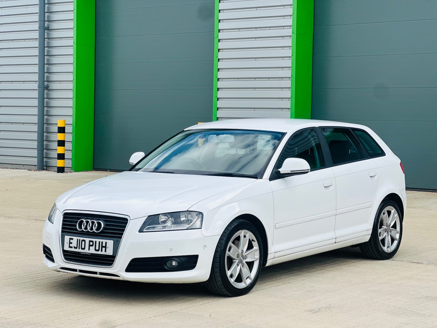 Used Audi A3 2010 for sale - 76237288: Photo 1