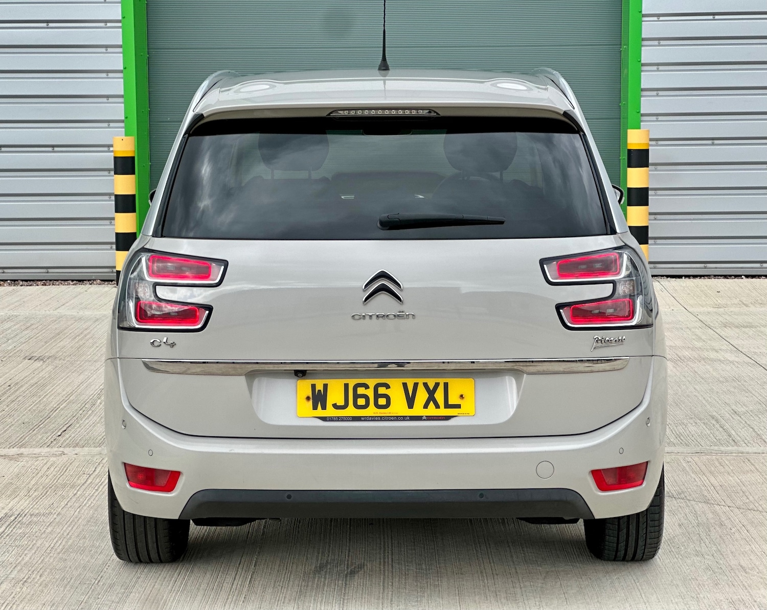 Vehicle 4