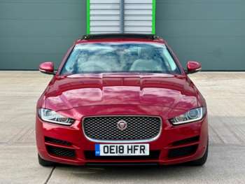 Used Jaguar XE 2018 for sale - 74964871: Photo