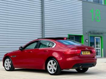 Used Jaguar XE 2018 for sale - 74964871: Photo
