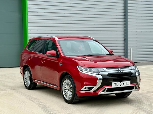 Used Mitsubishi Outlander 2019 for sale - 75325795: Photo 2