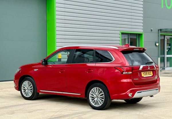 Used Mitsubishi Outlander 2019 for sale - 75325795: Photo 32