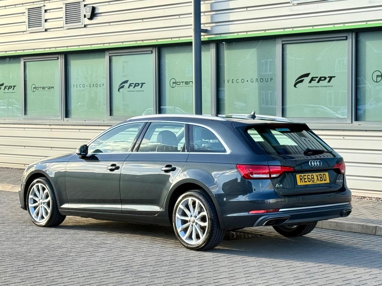 Used Audi A4 2019 for sale - 77896151: Photo 63