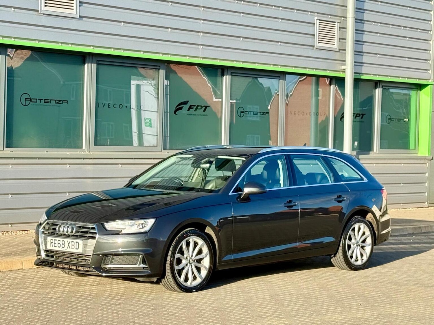 Used Audi A4 2019 for sale - 77896151: Photo 68