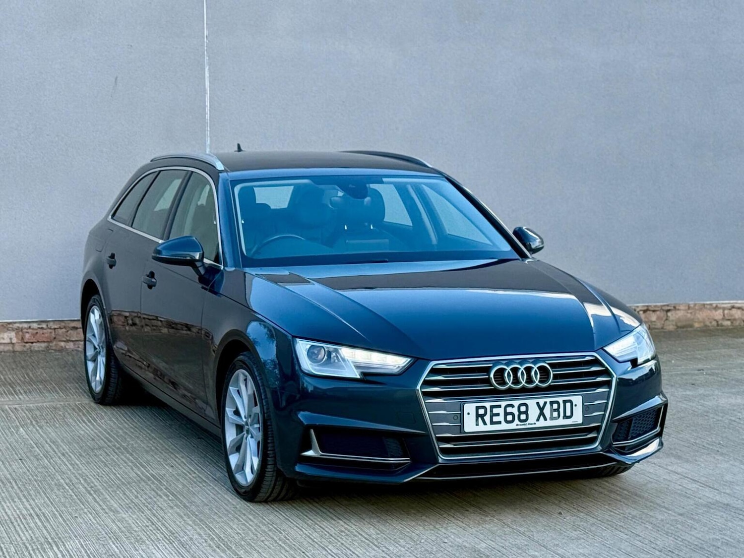 Used Audi A4 2019 for sale - 77896151: Photo 85