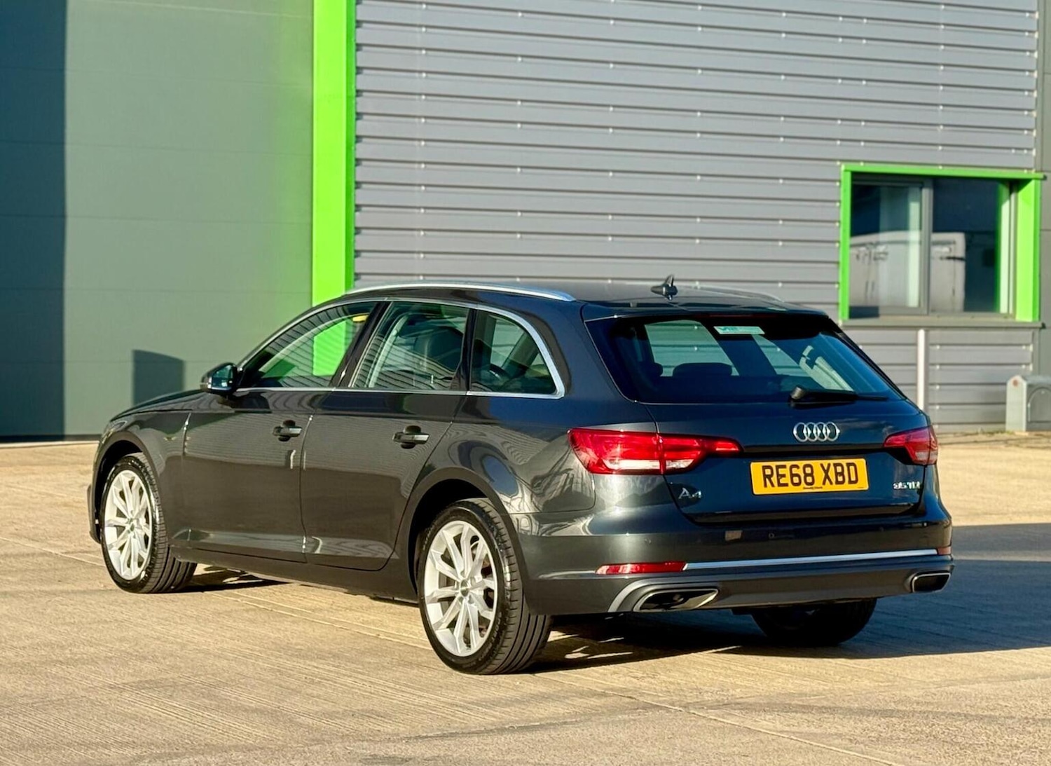Used Audi A4 2019 for sale - 77896151: Photo 92