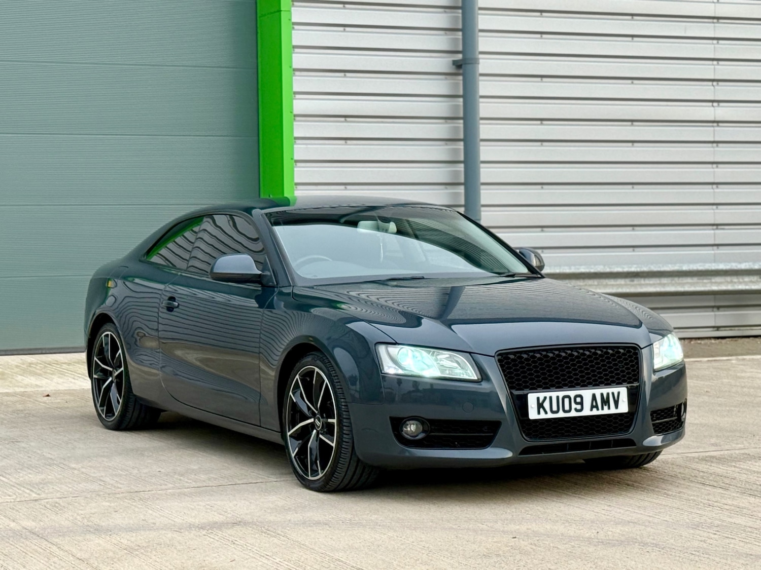 Used Audi A5 2009 for sale - 76114671: Photo 1