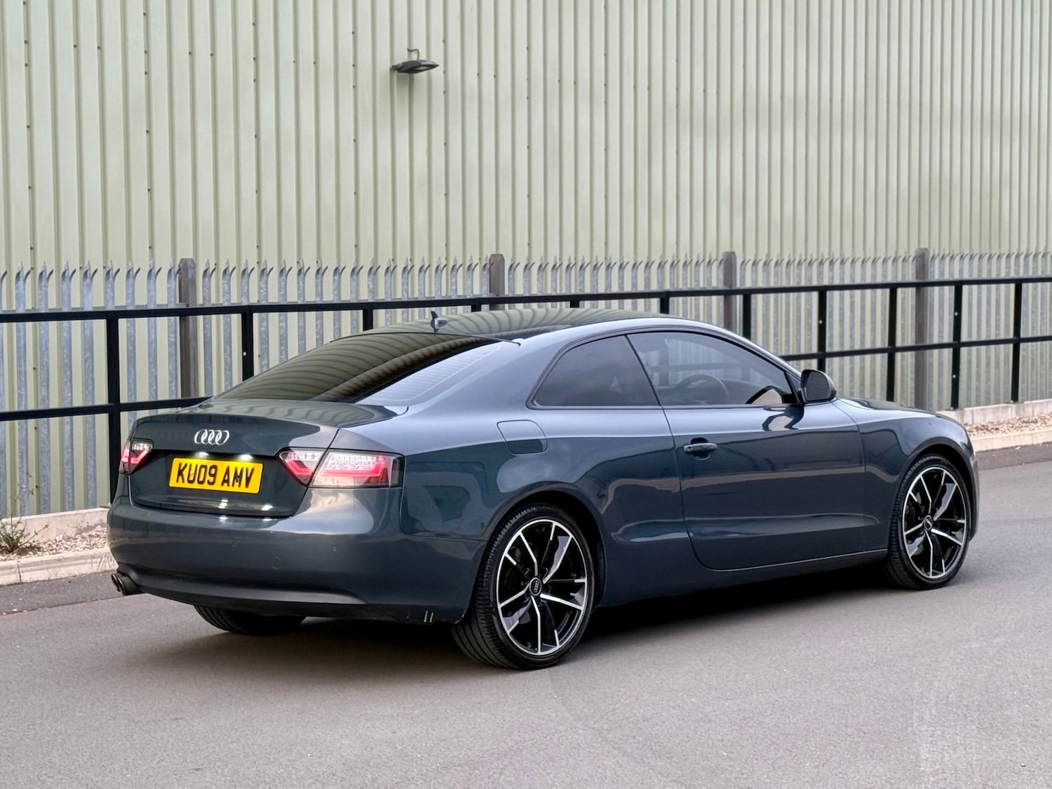 Used Audi A5 2009 for sale - 76114671: Photo 37