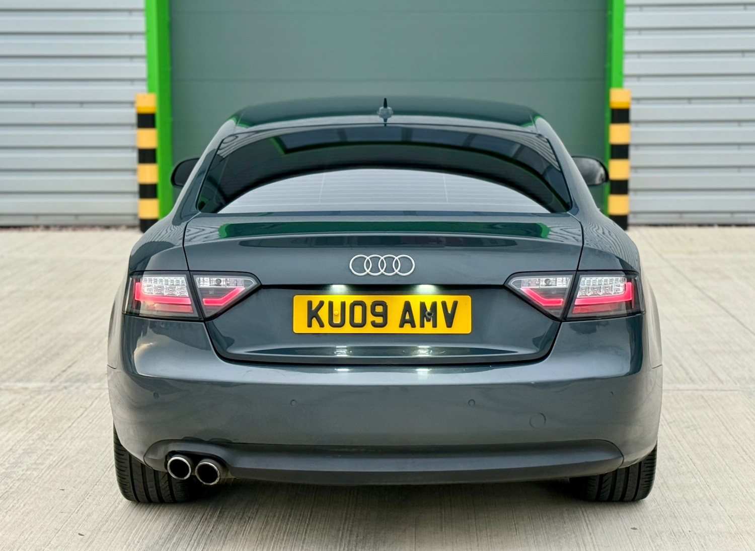 Used Audi A5 2009 for sale - 76114671: Photo 4