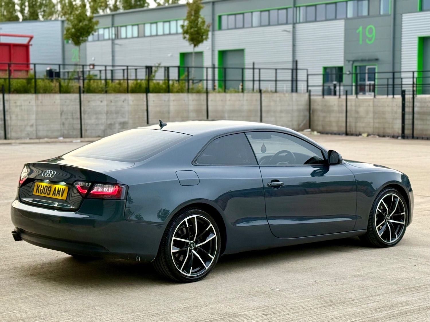 Used Audi A5 2009 for sale - 76114671: Photo 43