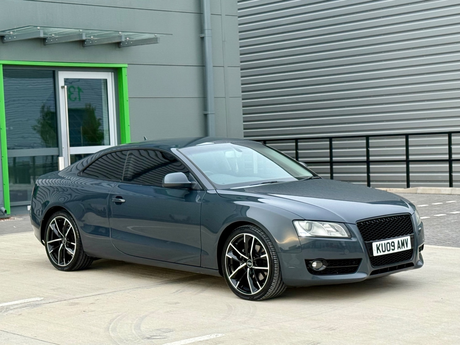 Used Audi A5 2009 for sale - 76114671: Photo 67