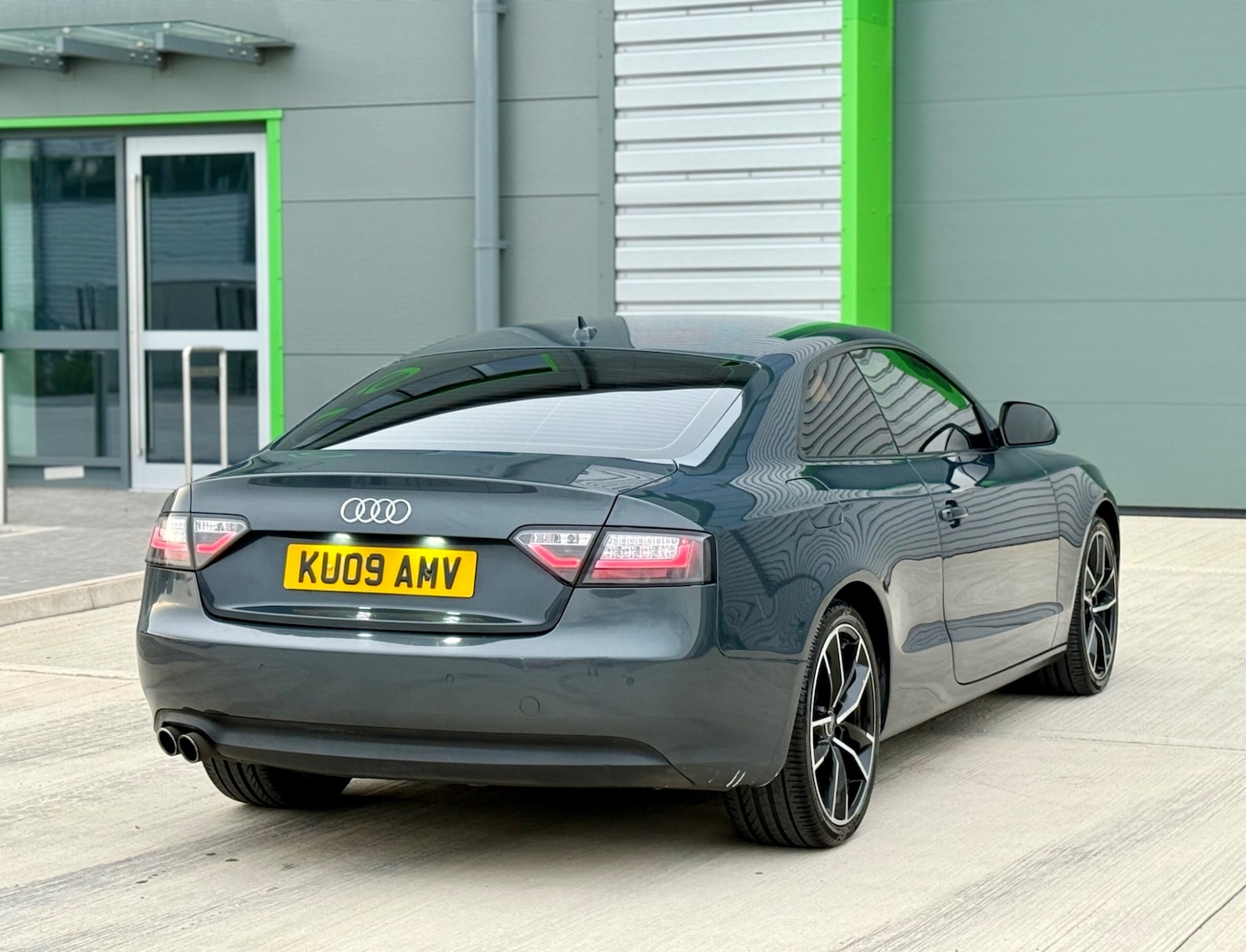 Used Audi A5 2009 for sale - 76114671: Photo 74