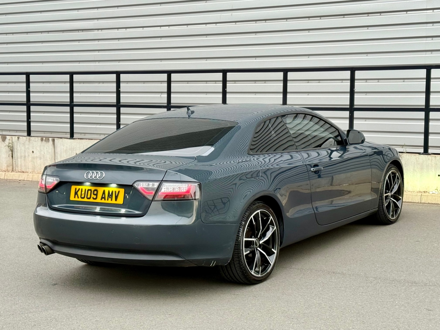 Used Audi A5 2009 for sale - 76114671: Photo 76