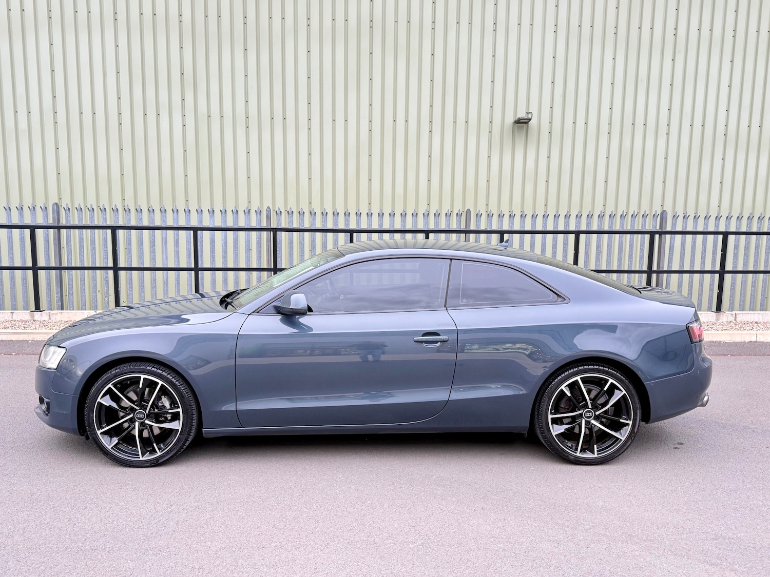 Used Audi A5 2009 for sale - 76114671: Photo 80