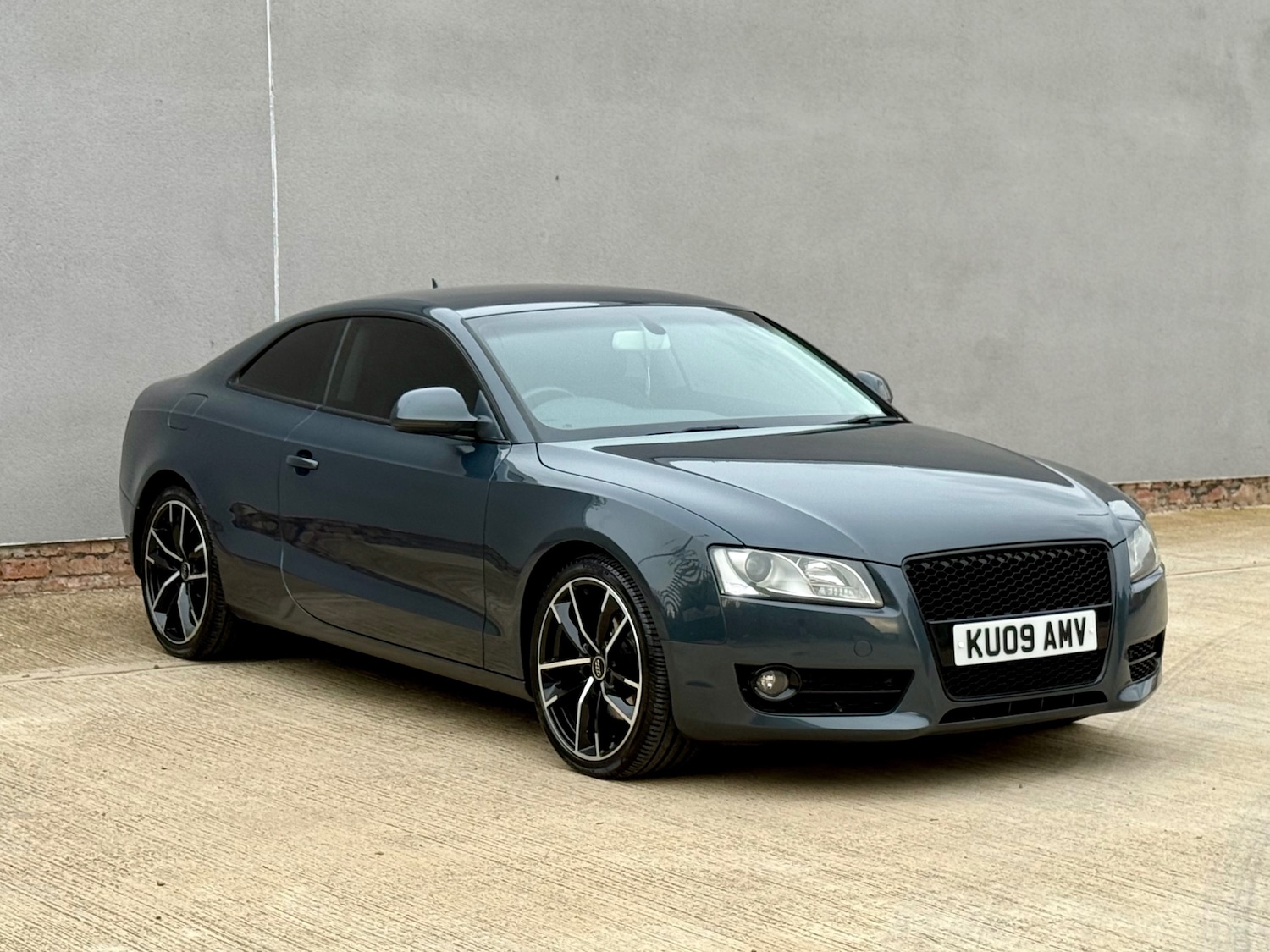 Used Audi A5 2009 for sale - 76114671: Photo 87