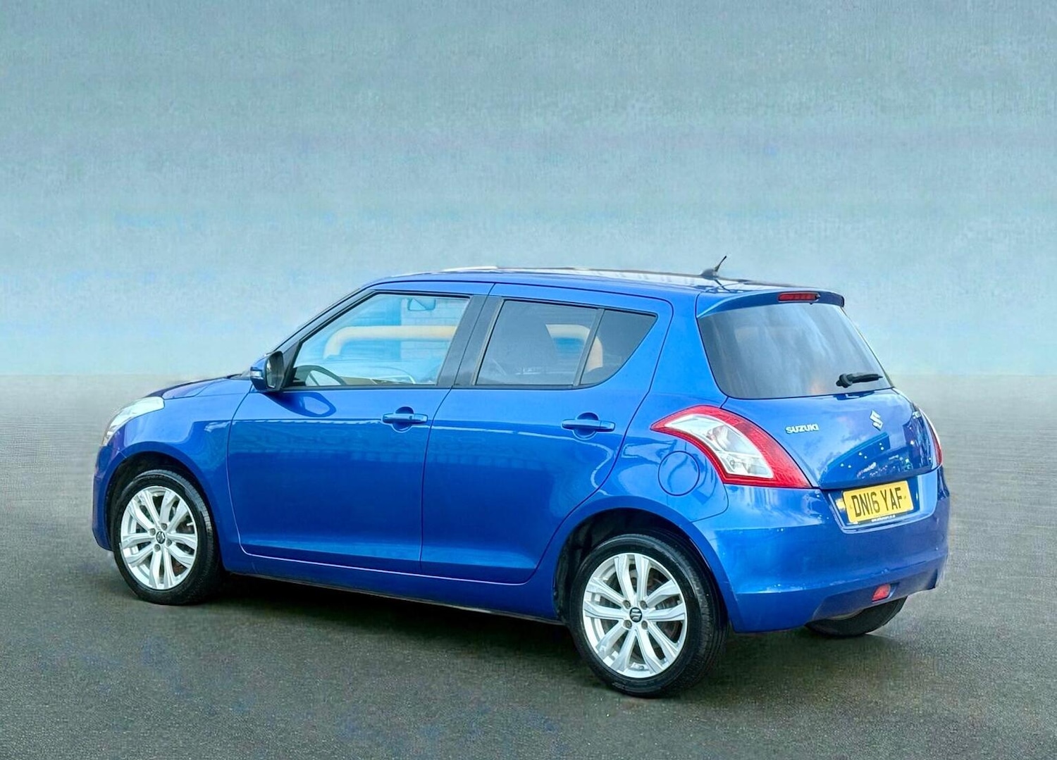 Used Suzuki Swift 2016 for sale - 77688992: Photo 6