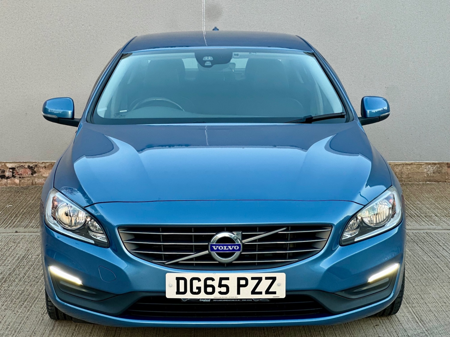 Used Volvo S60 2015 for sale - 76070614: Photo 14