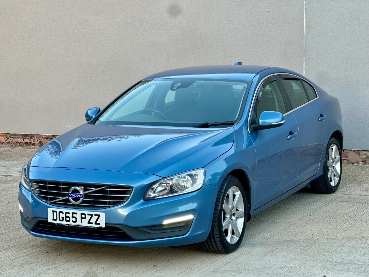 Used Volvo S60 2015 for sale - 76070614: Photo 16