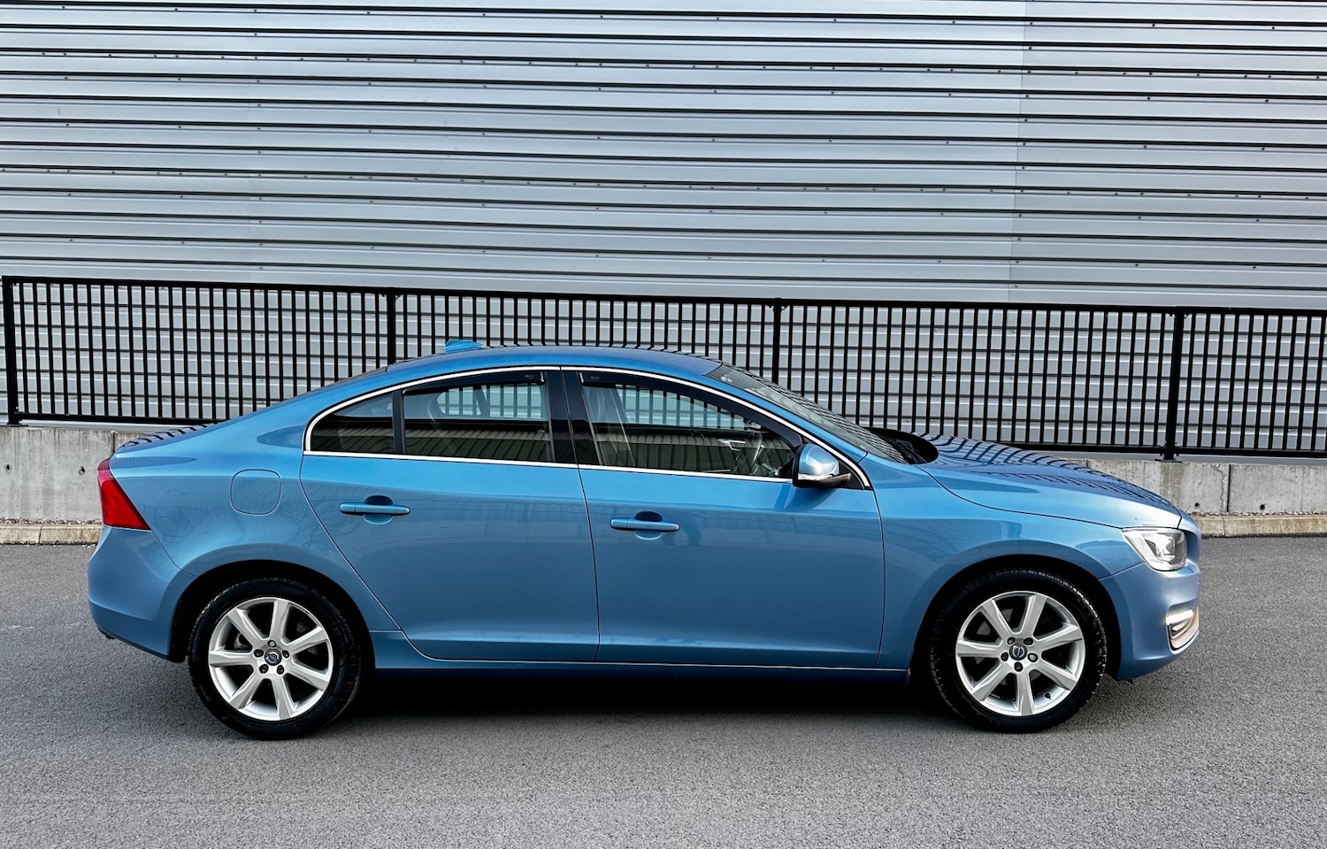 Used Volvo S60 2015 for sale - 76070614: Photo 18