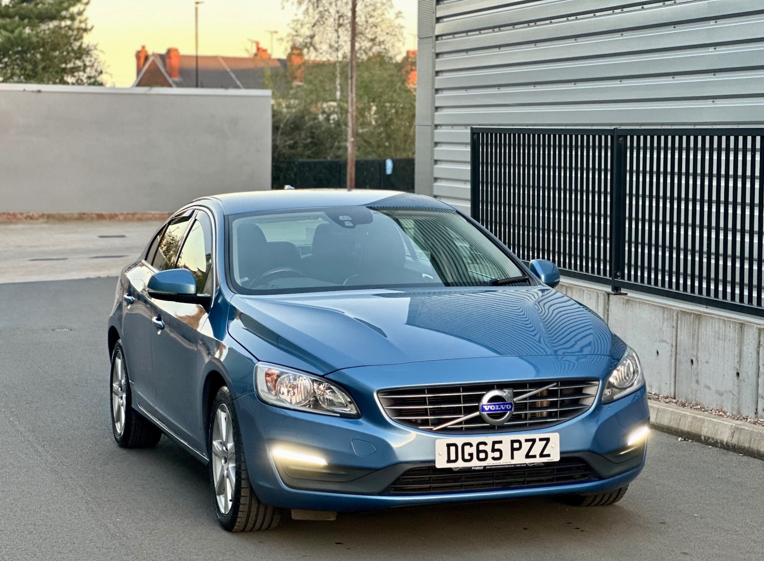 Used Volvo S60 2015 for sale - 76070614: Photo 24