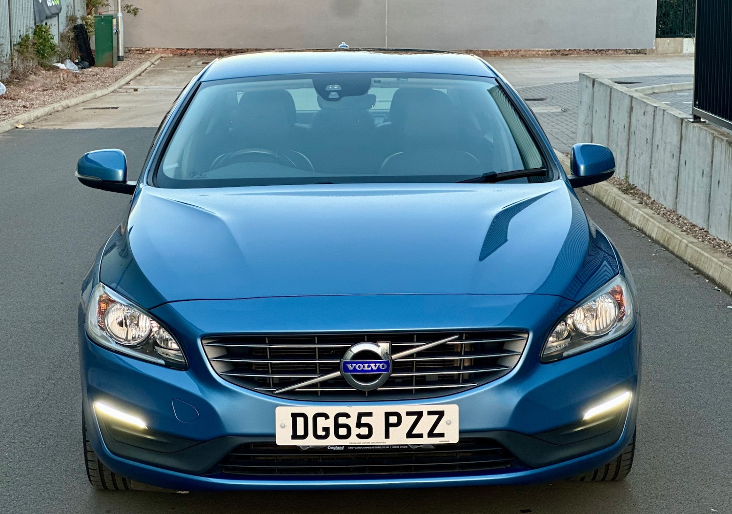 Used Volvo S60 2015 for sale - 76070614: Photo 27