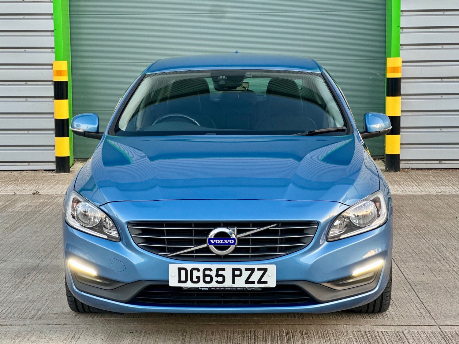 Used Volvo S60 2015 for sale - 76070614: Photo 3