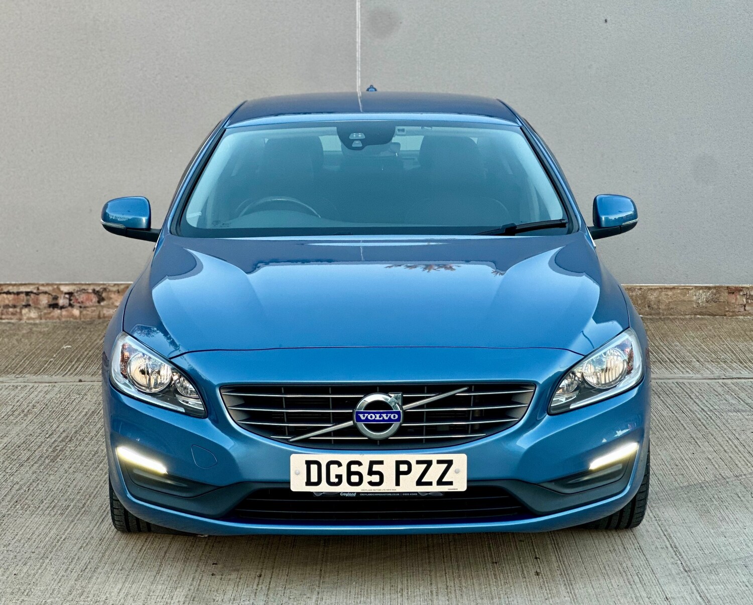 Used Volvo S60 2015 for sale - 76070614: Photo 36