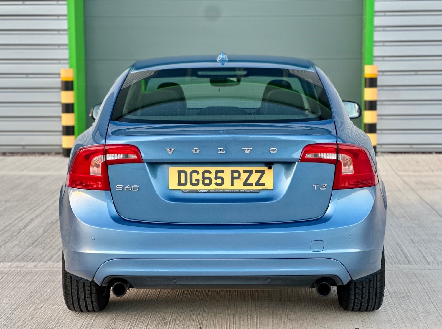 Used Volvo S60 2015 for sale - 76070614: Photo 4