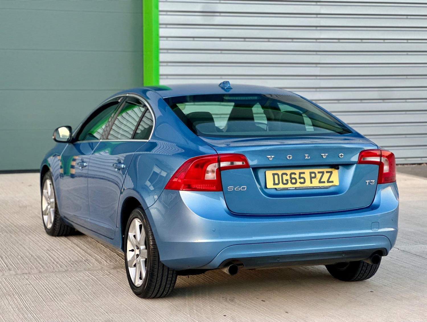 Used Volvo S60 2015 for sale - 76070614: Photo 40
