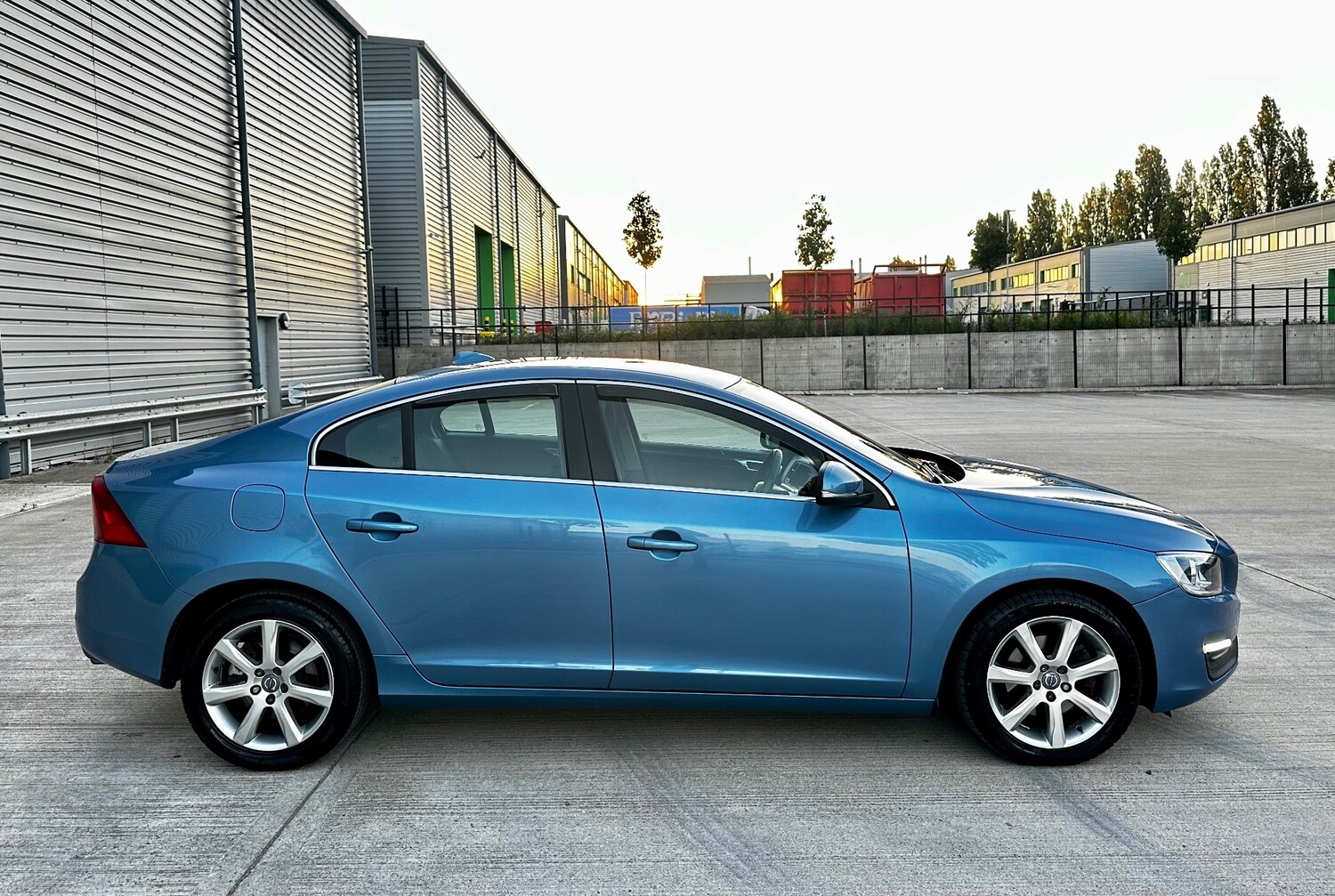 Used Volvo S60 2015 for sale - 76070614: Photo 50