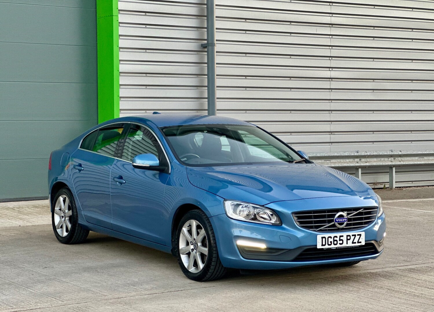 Used Volvo S60 2015 for sale - 76070614: Photo 53