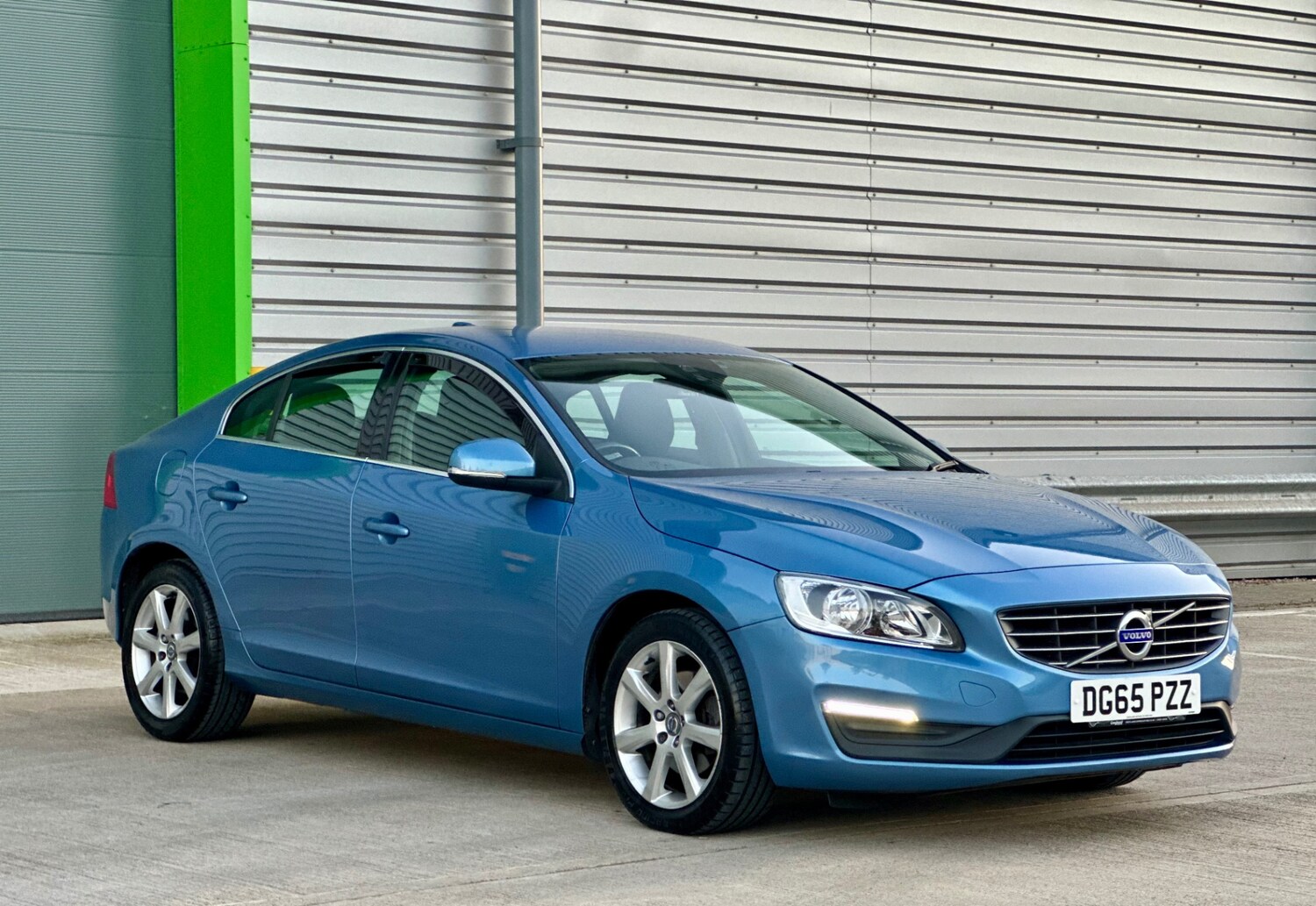 Used Volvo S60 2015 for sale - 76070614: Photo 54