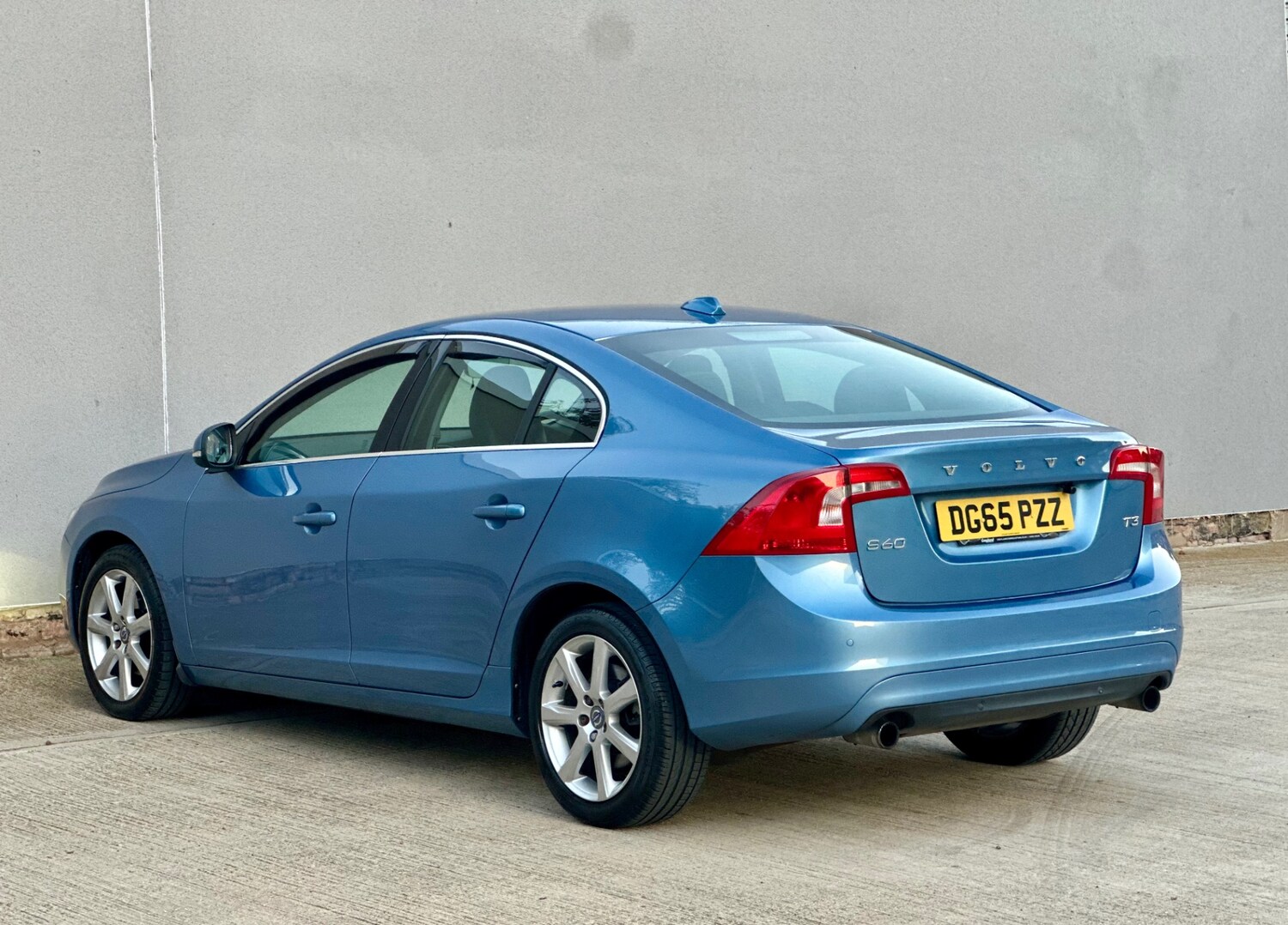 Used Volvo S60 2015 for sale - 76070614: Photo 67