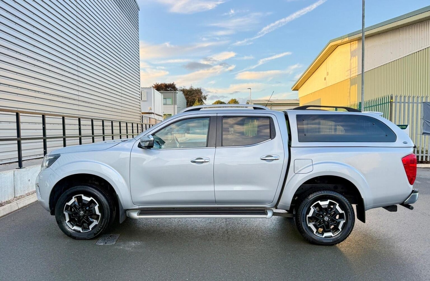 Used Nissan Navara 2019 for sale - 77689002: Photo 24