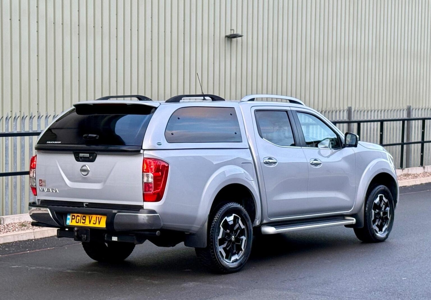 Used Nissan Navara 2019 for sale - 77689002: Photo 92