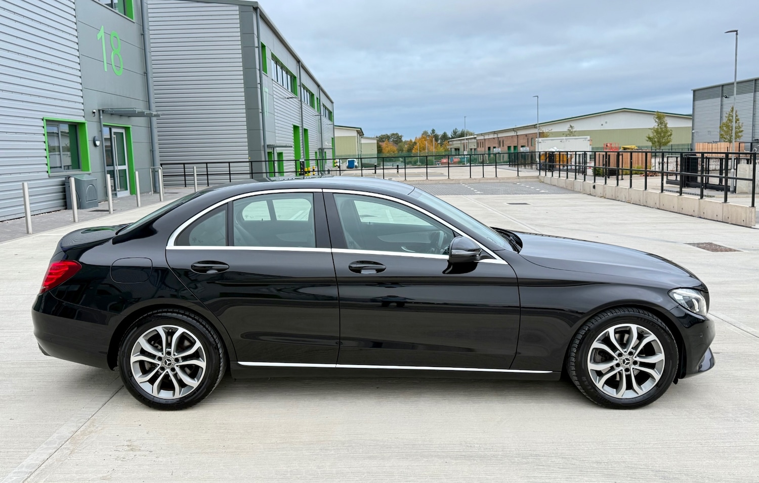 Used Mercedes-Benz C Class 2017 for sale - 76225486: Photo 16
