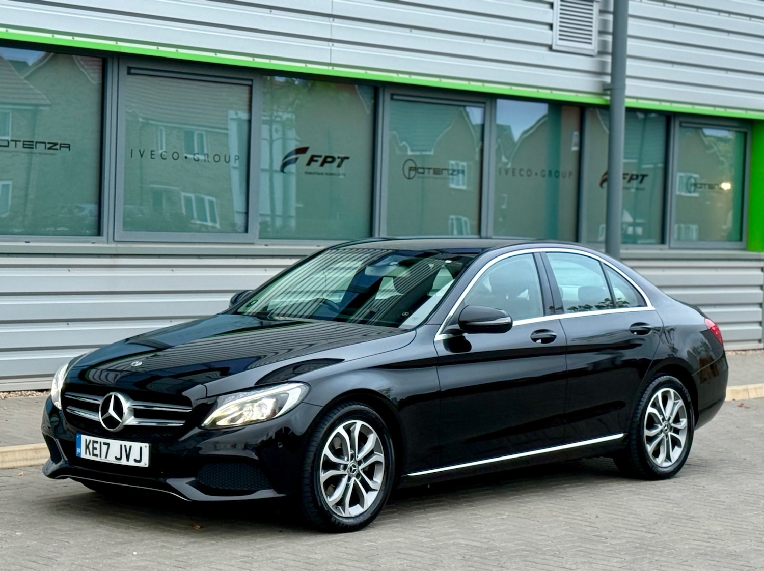 Used Mercedes-Benz C Class 2017 for sale - 76225486: Photo 17