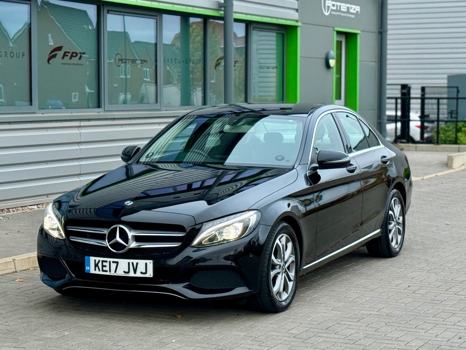 Used Mercedes-Benz C Class 2017 for sale - 76225486: Photo 18