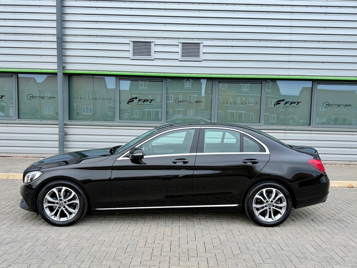 Used Mercedes-Benz C Class 2017 for sale - 76225486: Photo 20