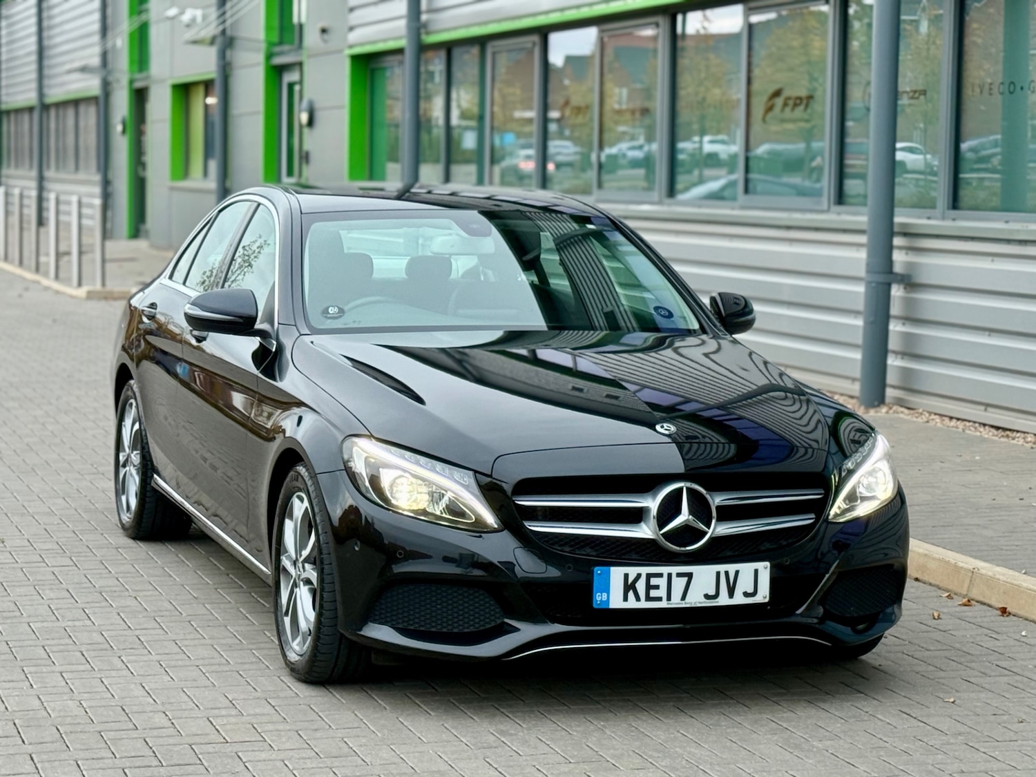 Used Mercedes-Benz C Class 2017 for sale - 76225486: Photo 27