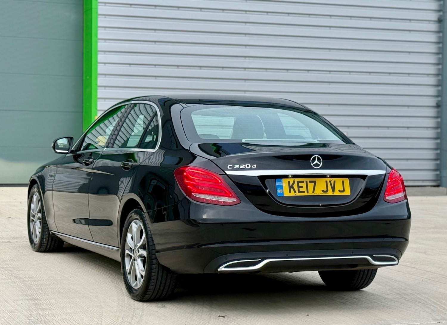 Used Mercedes-Benz C Class 2017 for sale - 76225486: Photo 5