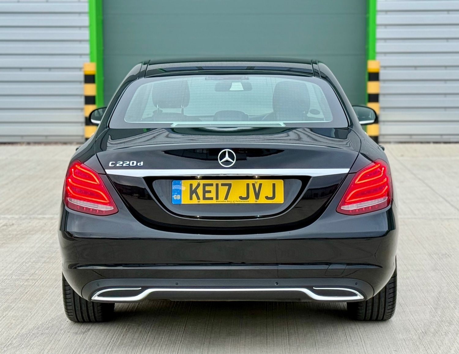 Used Mercedes-Benz C Class 2017 for sale - 76225486: Photo 6