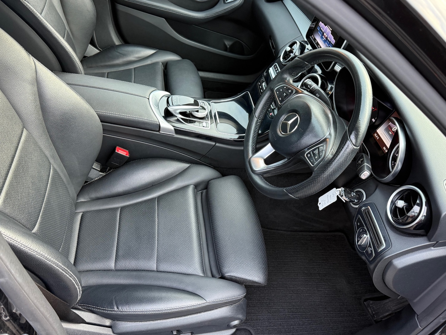 Used Mercedes-Benz C Class 2017 for sale - 76225486: Photo 8