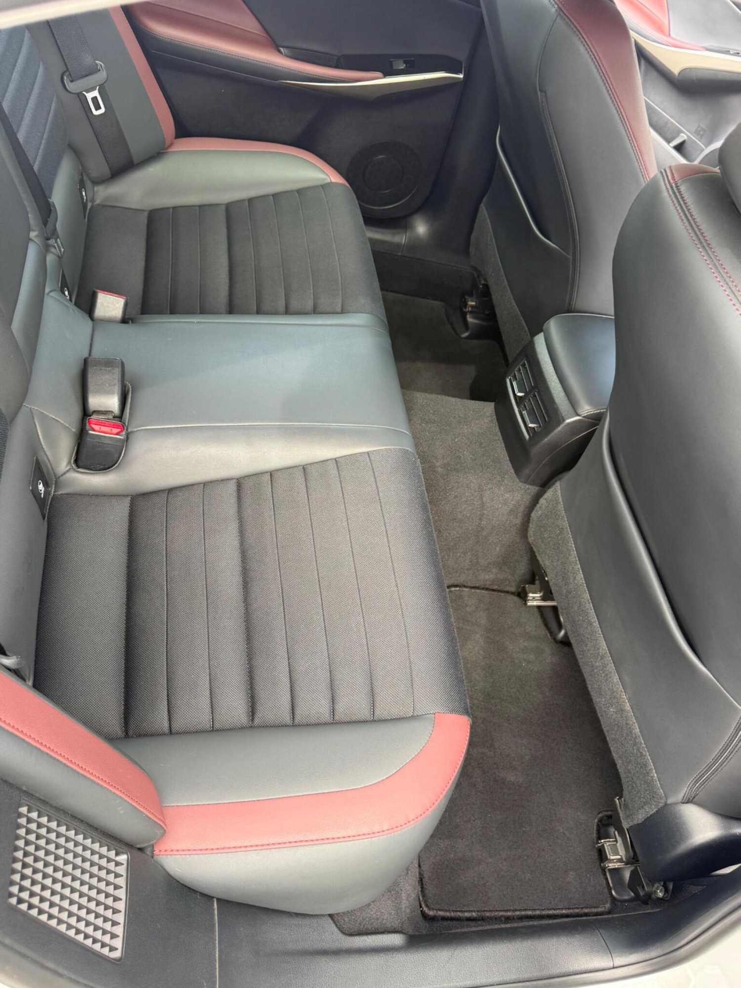 Used Lexus IS 2017 for sale - 78131590: Photo 12