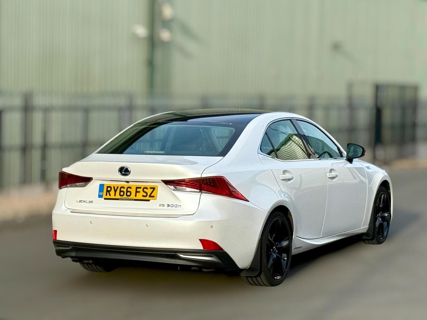 Used Lexus IS 2017 for sale - 78131590: Photo 24